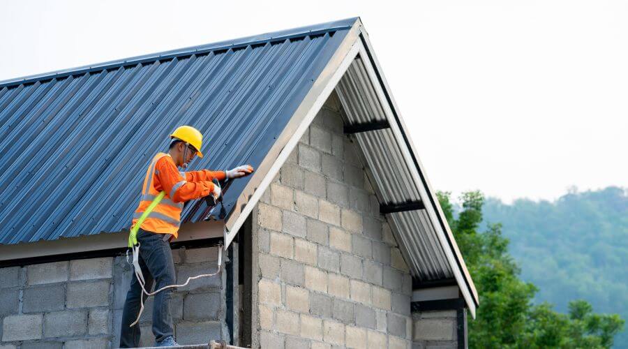 Professional gutter cleaning in Madison, NJ